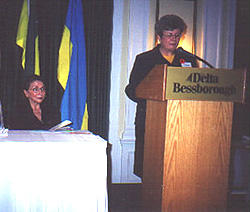 Cherneskey and Labach present honorees
